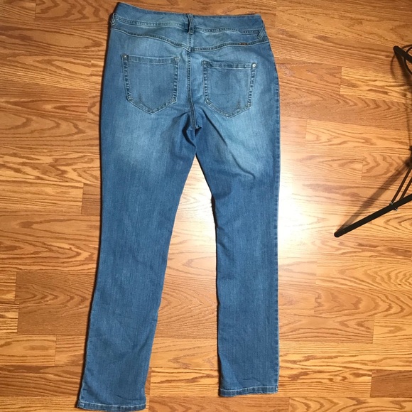 Denim INC Women’s Boyfriend Jeans Blue 💐 Flowers - Picture 4 of 7